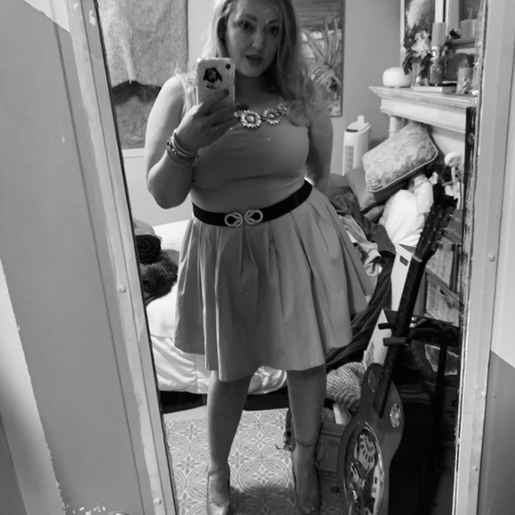 Words do not do this dress justice. Therefore I put it on and here it is…lol - Picture 10 of 10